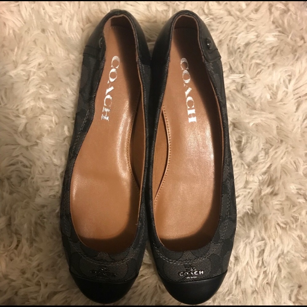 Coach flats